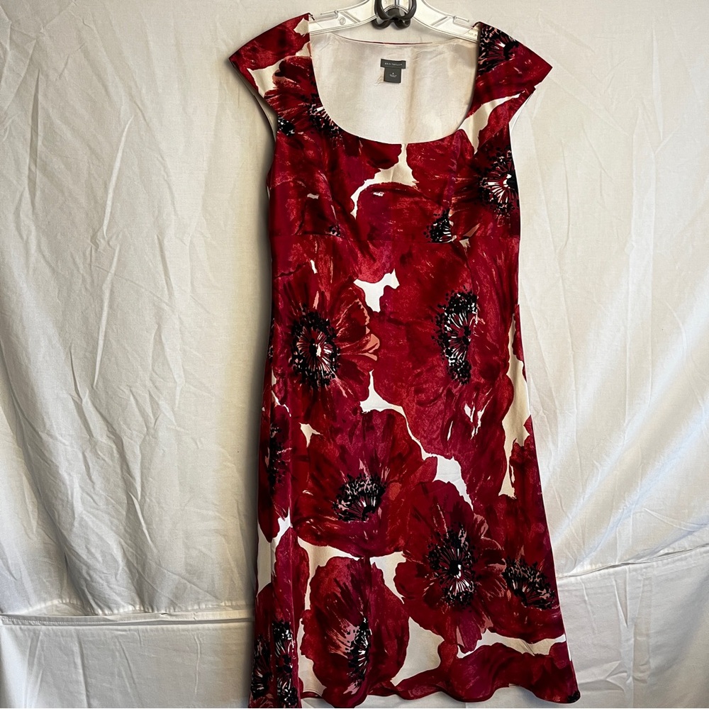 Ann Taylor, size 8, Red Floral.